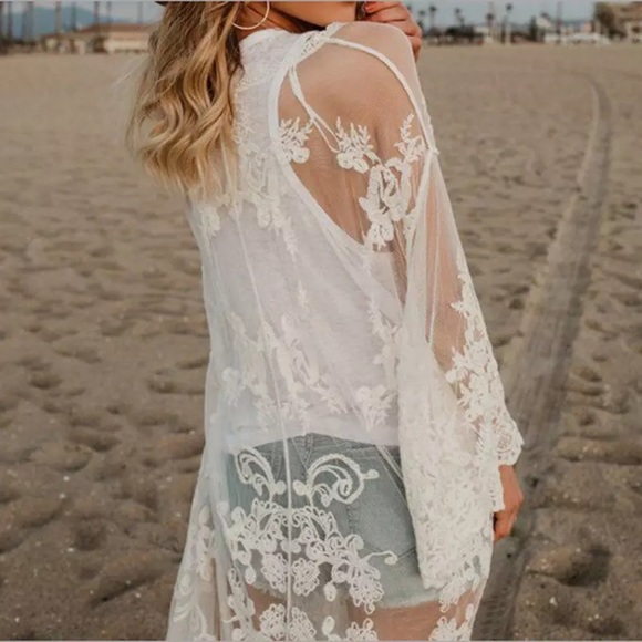 New! White Lace Kimono - Picture 5 of 5